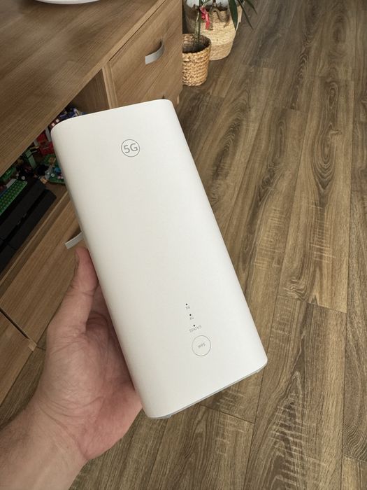 Router Wireless Huawei H158, cu SIM/cartela 5G, Wi-Fi 6, incarcator