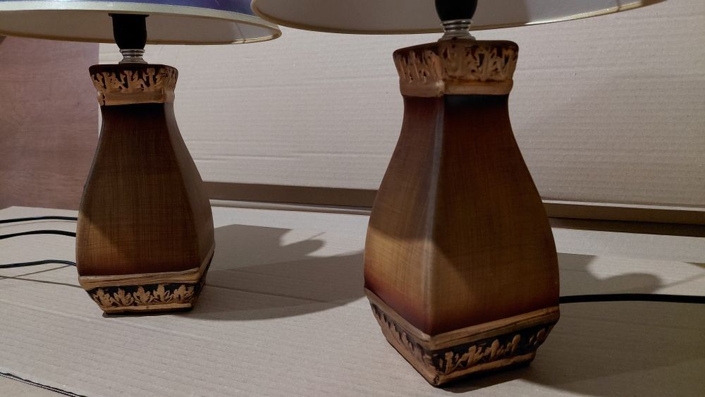 Нощни лампи. 2 броя. С лилав абажур.