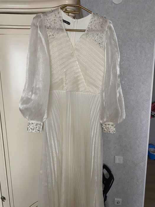 Женские одежды