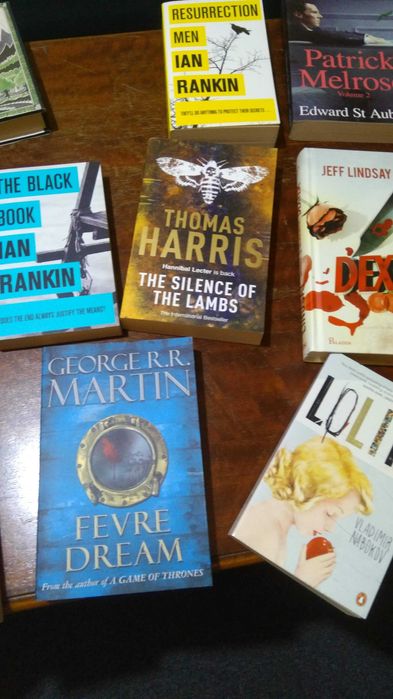 Carti de citit - mistere, crima, horror, roman, fictiune istorica etc