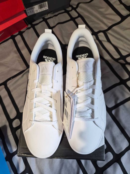 Adidas VS PACE 2.0