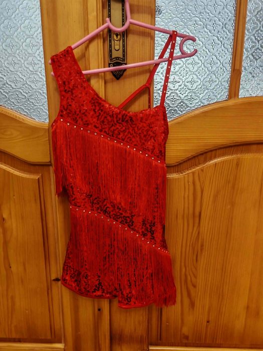 Costum/salopeta  dans/gimnastică  9-10 ani