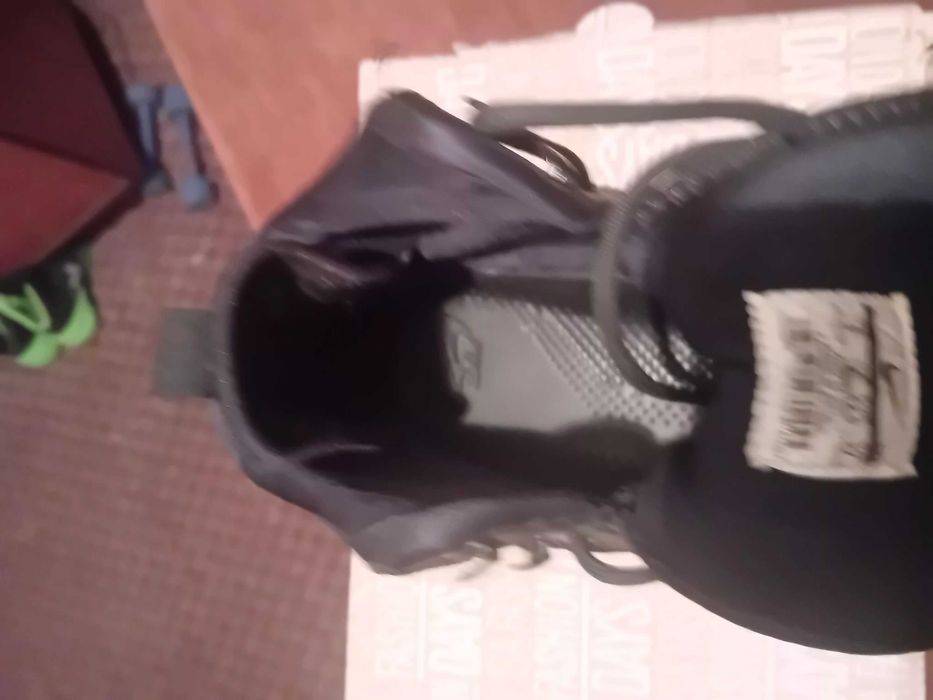 Nike 42.5 н. Кожени