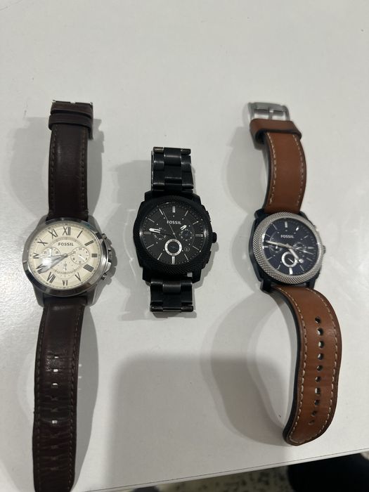 Vand 3 ceasuri fossil , purtate putin !