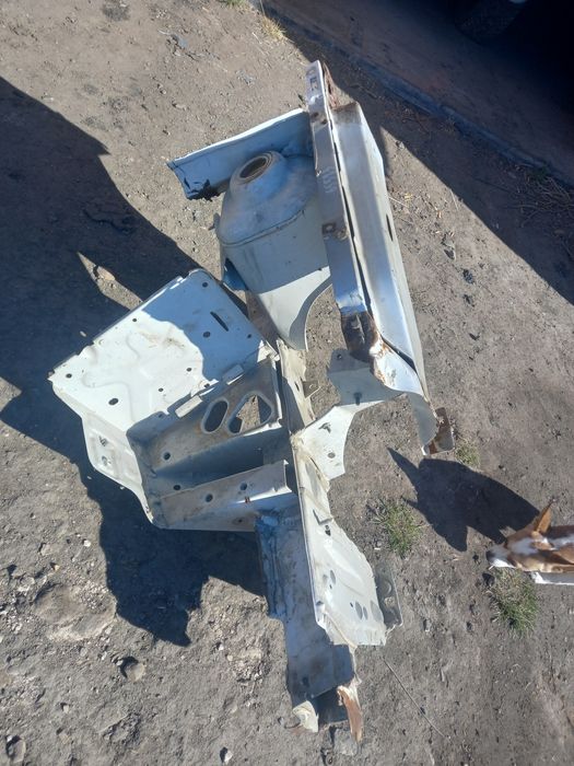 Продам лонжерон на Largus