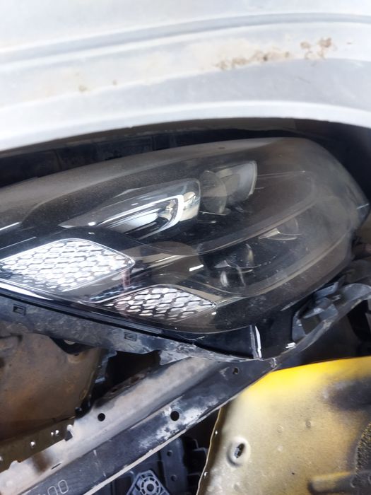 Продам фары оригинал