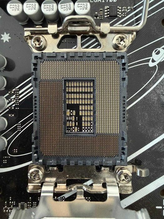 Kit Procesor Intel I7-14700F + Asus prime B760M-K DDR5