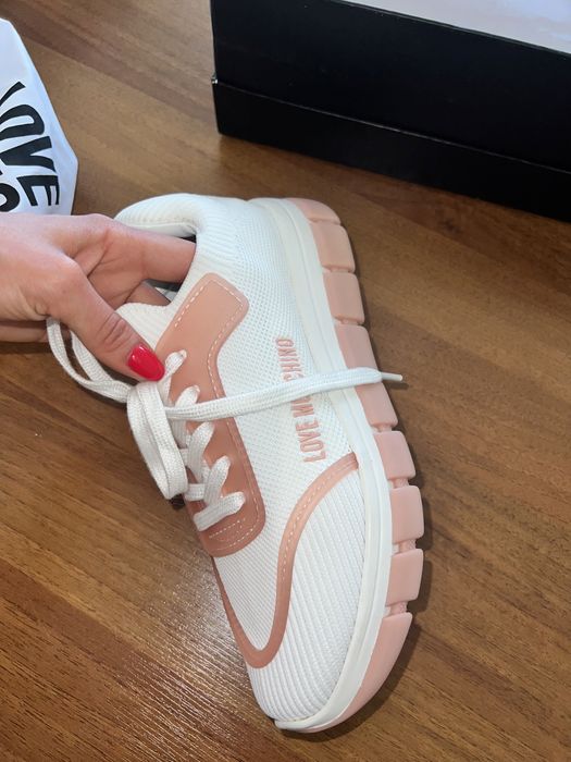 Обувки Love Moschino