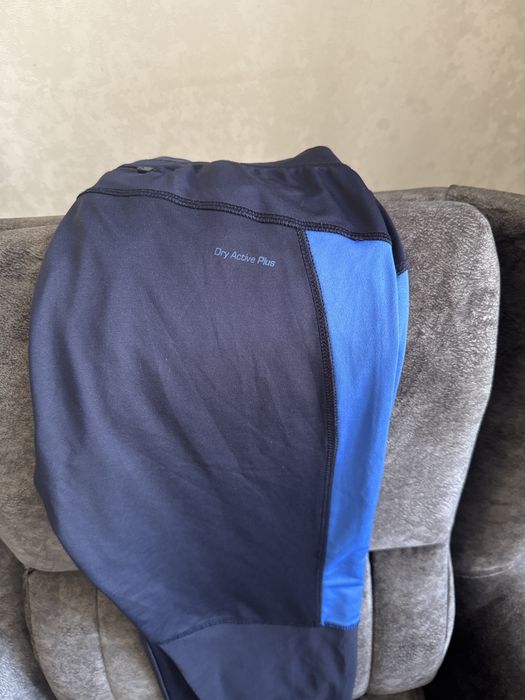 Спортивные одежда