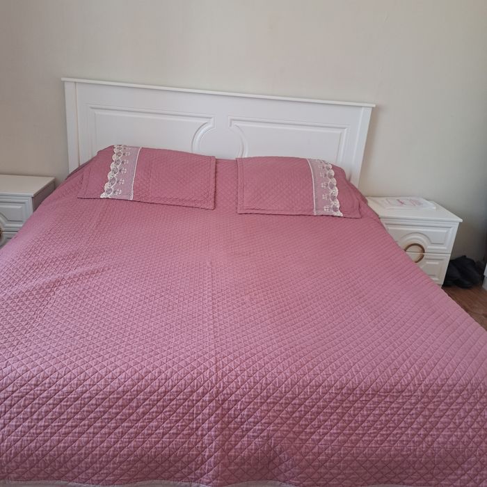 Продам покрывало двухспальное