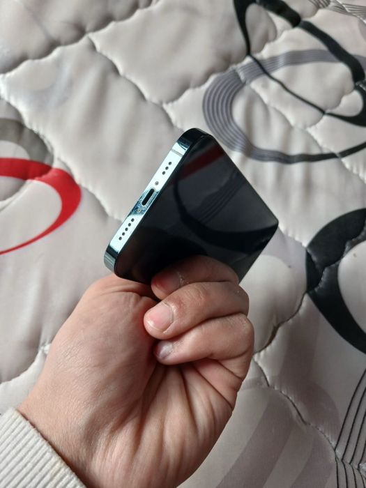 Iphone 12 pro kok rang