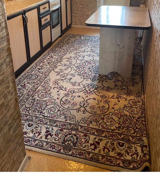 Ковры в хорошем состояний