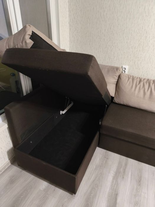 Холов ъглов диван