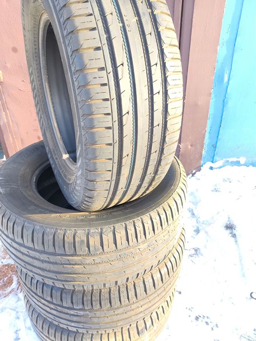 Продам комплект шин