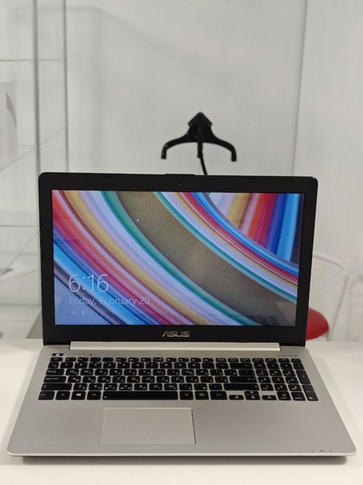 Ноутбук ASUS S551LN