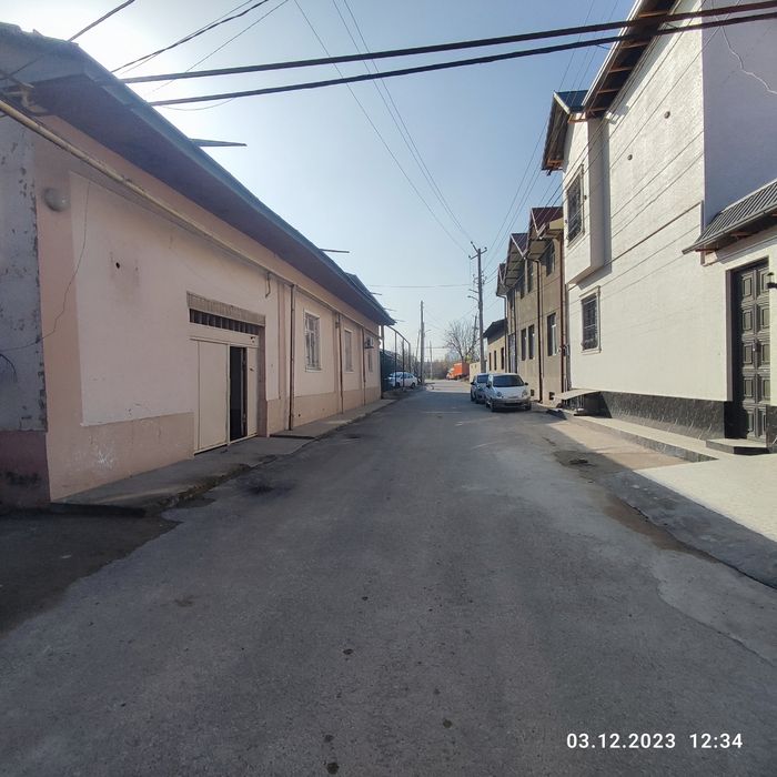 Участка сотилади 7,7 сотих 8 хона