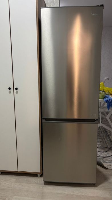 Холодильник midea