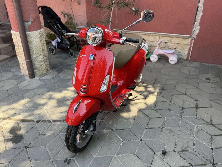 Scuter Vespa Primavera 50cc
