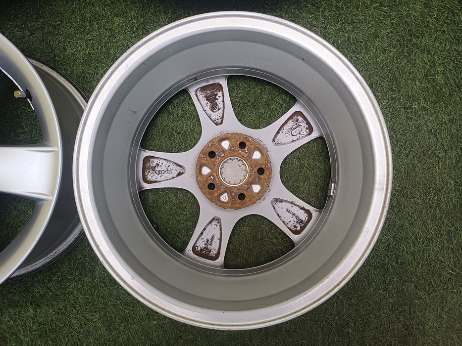 Диски R16 5×100 на Subaru.