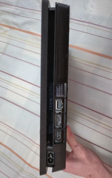 Playstation 4 Slim 500 GB