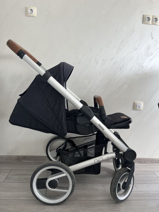 Количка Mutsy Nio Black 2 в 1+Подаръци