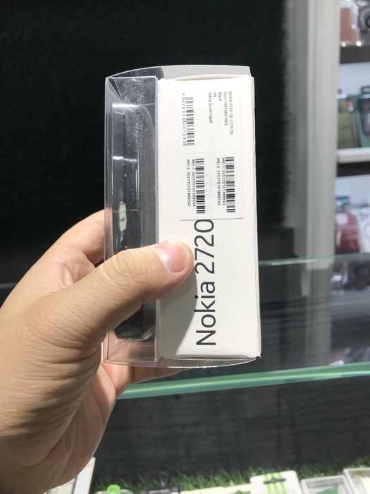 Nokia 2720 yengi  2 ta simkartali