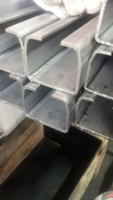 Консольная система для откатных варот