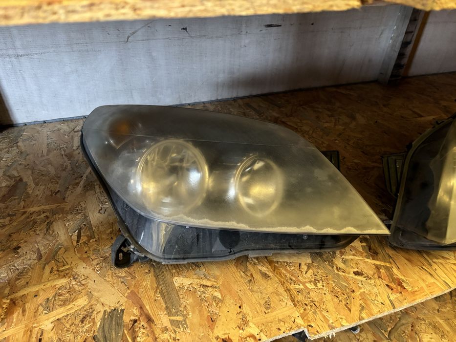 Оригинални фарове за Опел Астра Н 2004- 2008