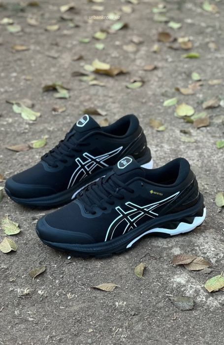 Asics Gel-Kahano  Gore-Tex Termo