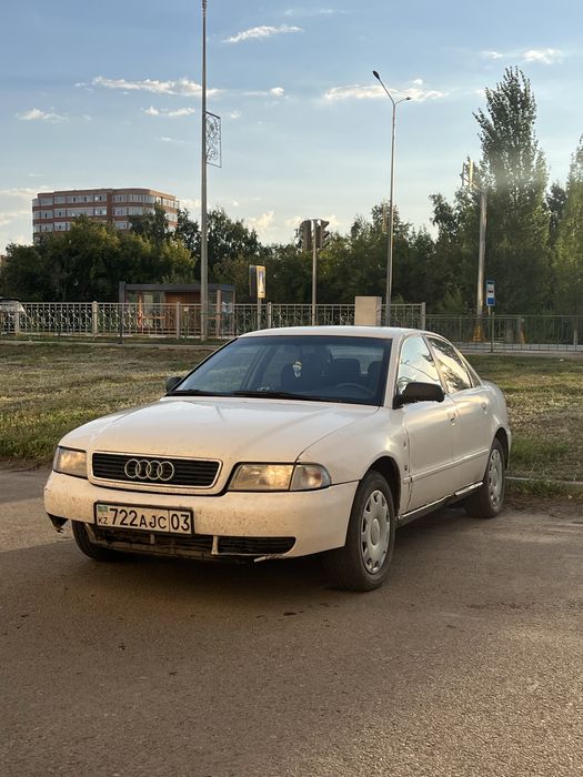 Audi a4 b5 1995год