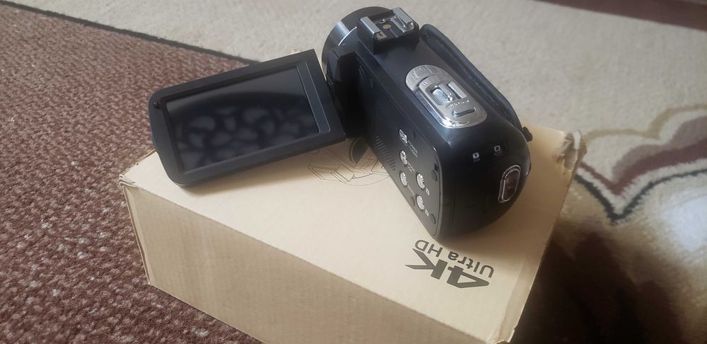 Video camera sotiladi