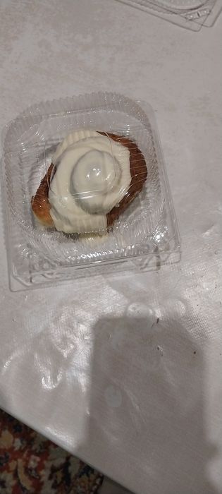 Синнабон корицой с кремом.