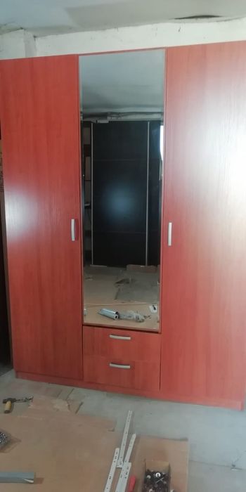 Продам новые шкафы. Недорого.