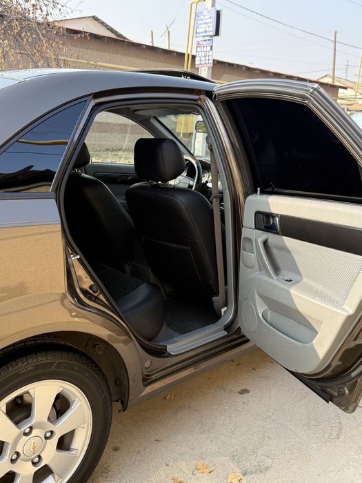 Jentra 3 poz 2023 yil Probeg 19.500 km