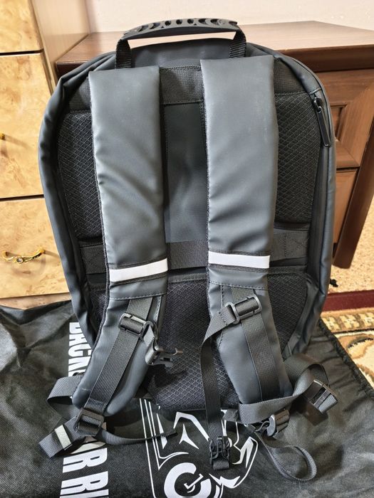 Рюкзак с лэд глазами