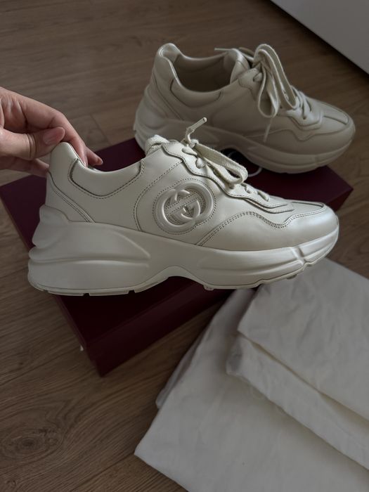 Gucci  Rhyton Нюд