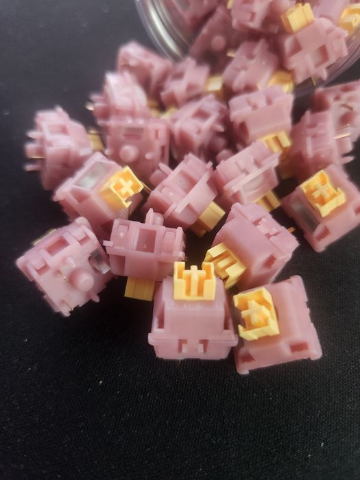50 switchuri Outemu Silent Peach v3