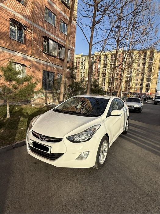 Продается Hyundai Elantra polniy full