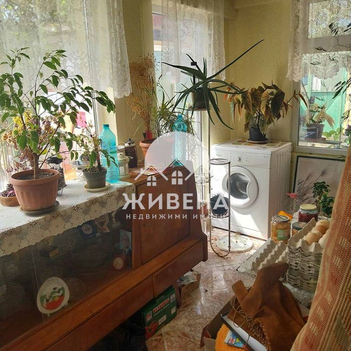 Продавам триетажна къща в с.Куманово, обл. Варна