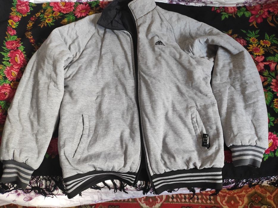 Двух сторон куртка теплая