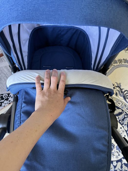 Продается коляска для новорожденных.