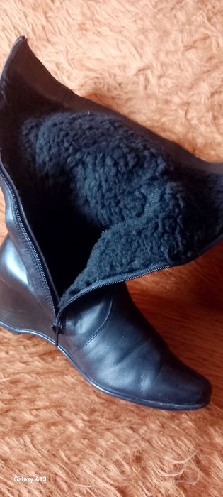 Продавам кожени ботуши от ест.кожа