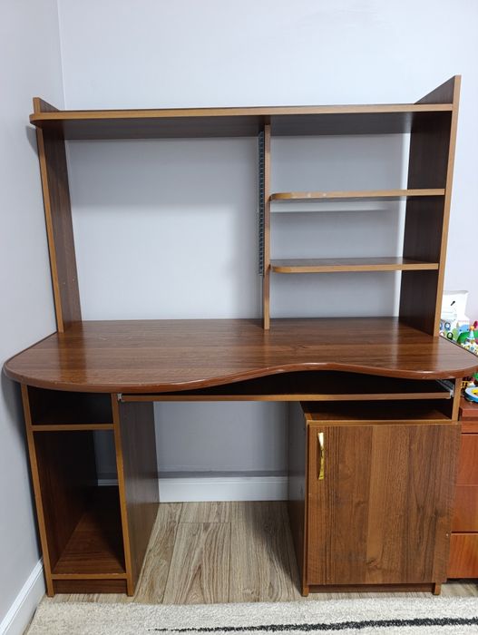 Продам парту- письменный стол