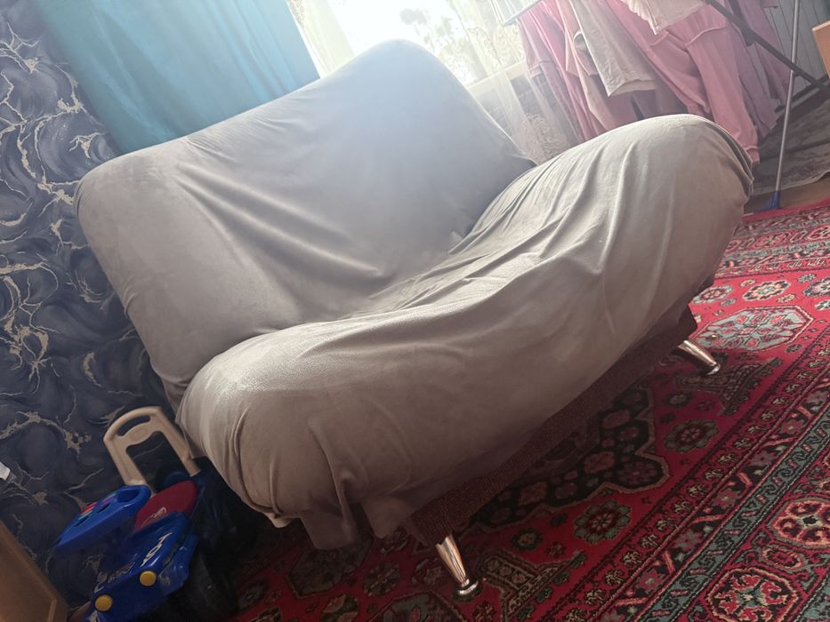 Два кресла самовывоз