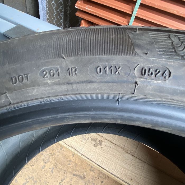Летни гуми 295/40/21