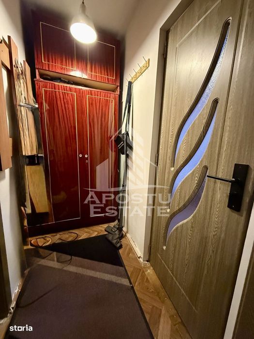 Apartament cu 3 camere de vanzare, zona Girocului, Timisoara