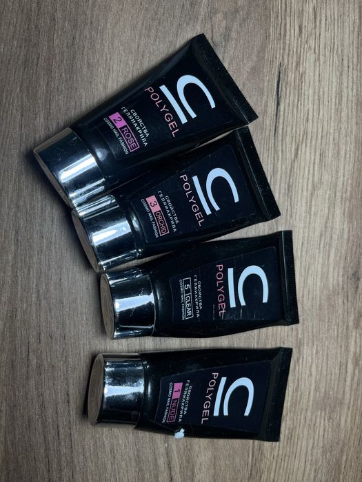 Продам все для маникюра