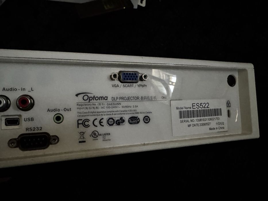 Videoproiector optoma