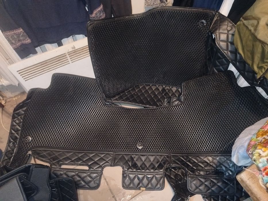 Продам полики кожанные, с эво