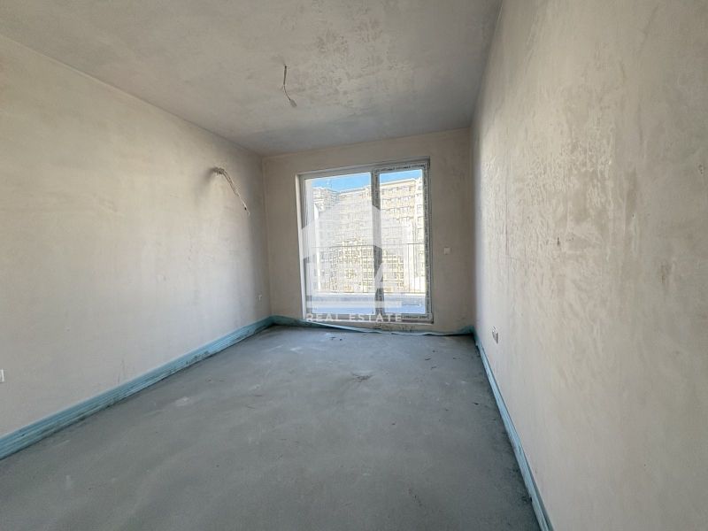 Продава се Двустаен апартамент в Варна, Възраждане 2 - 61 кв.м за 1638 €/кв.м - Снимка #3